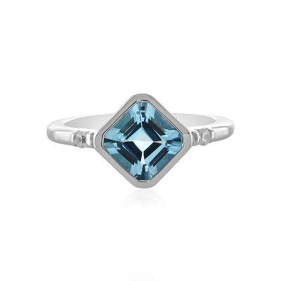 Anillo en plata con Topacio azul cielo