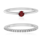 Anillo en plata con Espinela roja noble