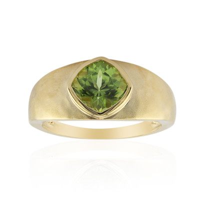 Anillo en oro con Peridoto de Wagogo