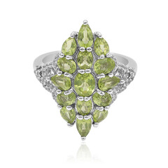 Anillo en plata con Peridoto