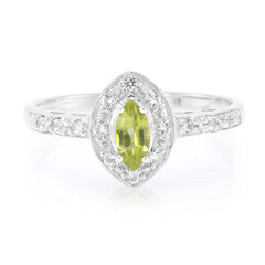 Anillo en plata con Peridoto de Manchú