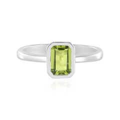 Anillo en plata con Peridoto