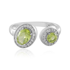 Anillo en plata con Peridoto