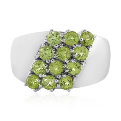 Anillo en plata con Peridoto