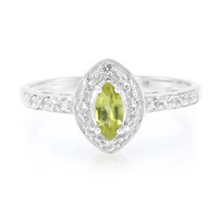 Anillo en plata con Peridoto de Manchú