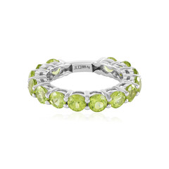 Anillo en plata con Peridoto