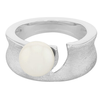 Anillo en plata con Perla de Akoya (MONOSONO COLLECTION)