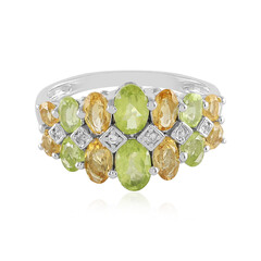 Anillo en plata con Peridoto