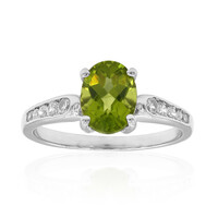 Anillo en plata con Peridoto