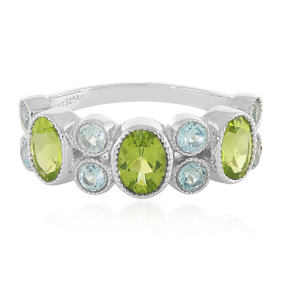 Anillo en plata con Peridoto