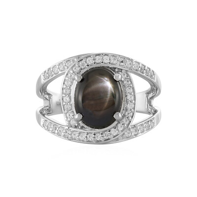 Anillo en plata con Zafiro estrella negra