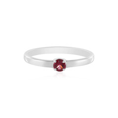 Anillo en plata con Espinela roja noble