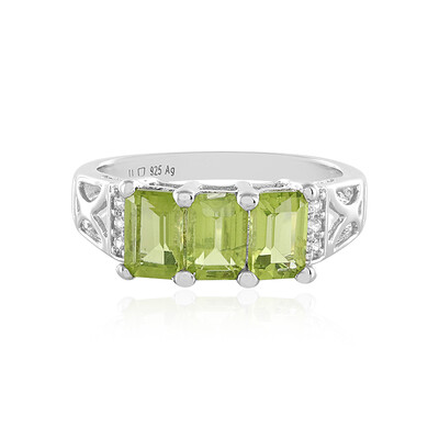 Anillo en plata con Peridoto