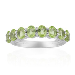 Anillo en plata con Peridoto