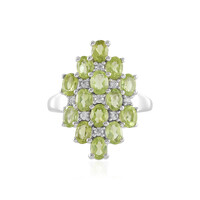 Anillo en plata con Peridoto