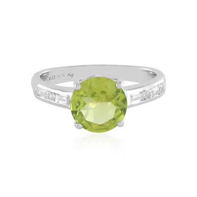 Anillo en plata con Peridoto