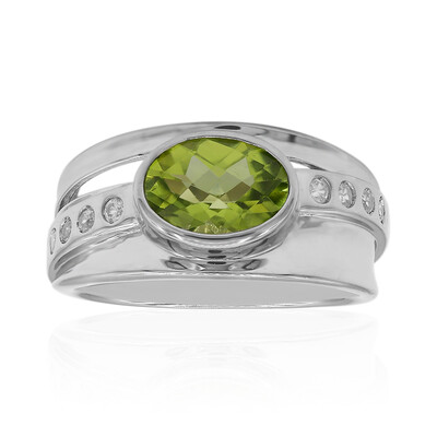 Anillo en plata con Peridoto