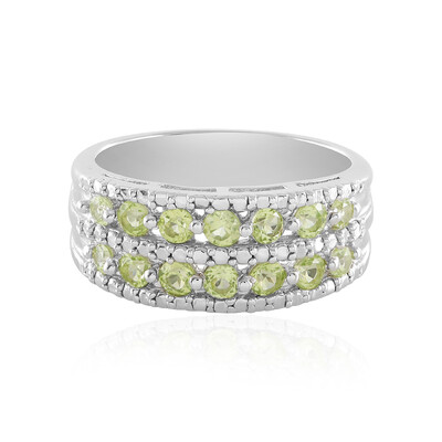 Anillo en plata con Peridoto