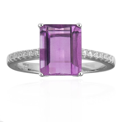 Anillo en plata con Fluorita rosa