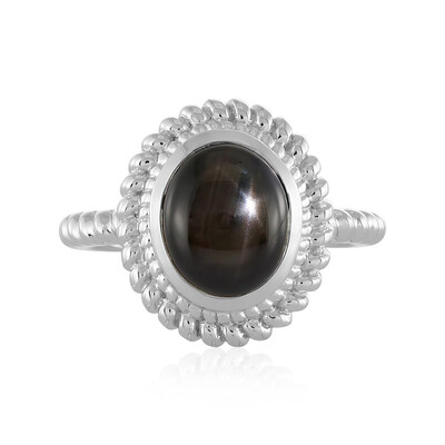 Anillo en plata con Zafiro estrella negra