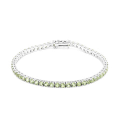 Brazalete en plata con Peridoto de Birmania