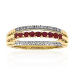 Anillo en oro con Berilo rojo