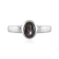 Anillo en plata con Zafiro estrella negra