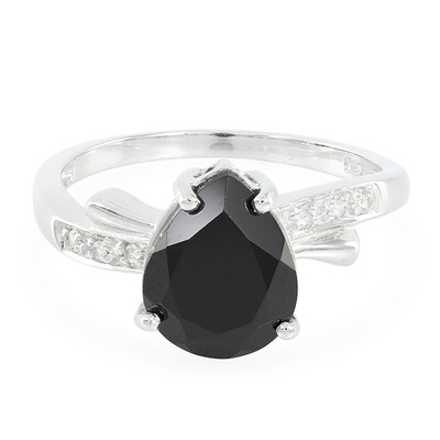 Anillo en plata con Espinela negra