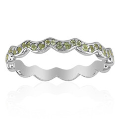 Anillo en plata con Peridoto de Birmania