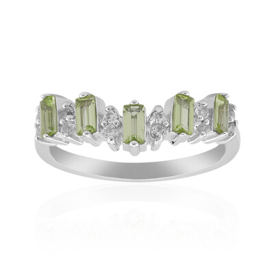 Anillo en plata con Peridoto de Birmania