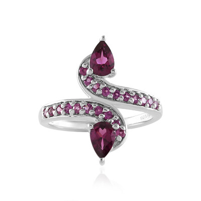 Anillo en plata con Granate Magenta