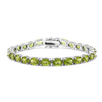 Brazalete en plata con Peridoto de Birmania