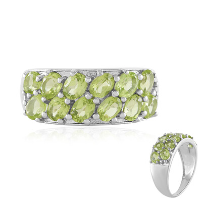 Anillo en plata con Peridoto