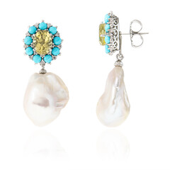 Pendientes en plata con Perla Freshwater (Dallas Prince Designs)