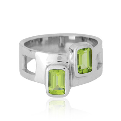 Anillo en plata con Peridoto