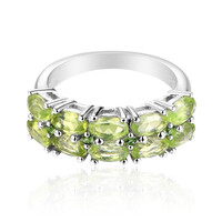 Anillo en plata con Peridoto