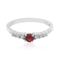 Anillo en plata con Espinela roja noble